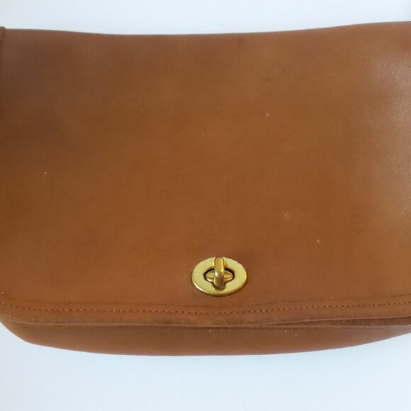 Vintage Coach bag 9755 - Picture 2 of 16